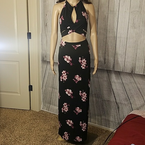 Maxi Skirt 2 Piece Set - Picture 3 of 8
